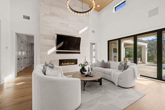 5001 Greyson Creek Dr, El Dorado Hills, CA 95762