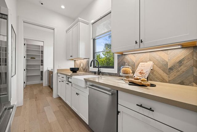 5001 Greyson Creek Dr, El Dorado Hills, CA 95762