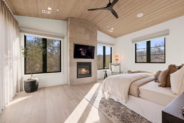 5001 Greyson Creek Dr, El Dorado Hills, CA 95762