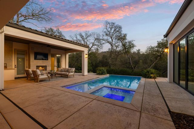 5001 Greyson Creek Dr, El Dorado Hills, CA 95762