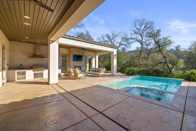 5001 Greyson Creek Dr, El Dorado Hills, CA 95762