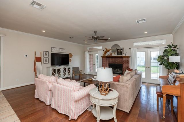 430 Bonura Road N, Sour Lake, TX 77659