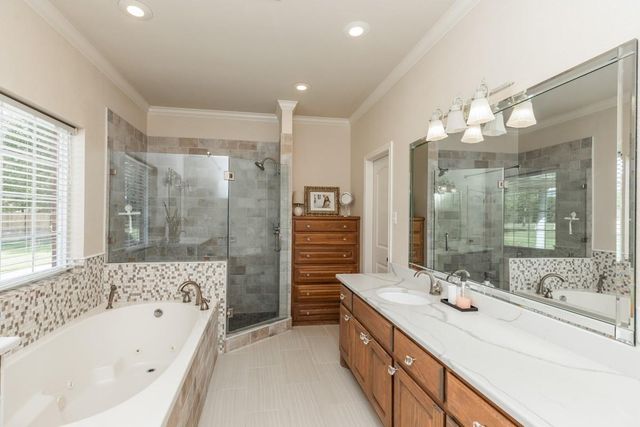 430 Bonura Road N, Sour Lake, TX 77659