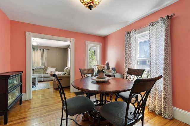 24 Bennett Pl, Leominster, MA 01453
