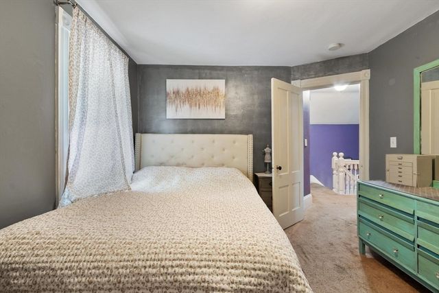 24 Bennett Pl, Leominster, MA 01453