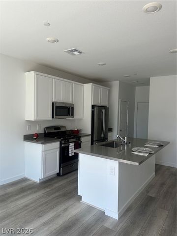 9583 Noah Pointe Avenue, Las Vegas, NV 89143