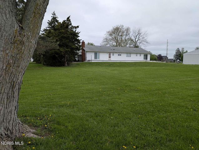 3327 State Route 120, Metamora, OH 43540
