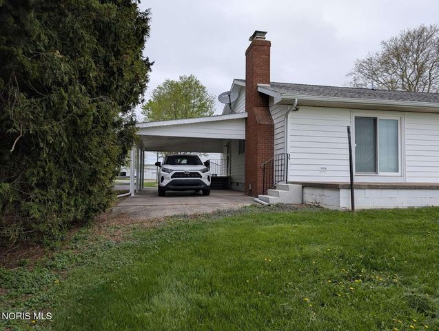 3327 State Route 120, Metamora, OH 43540