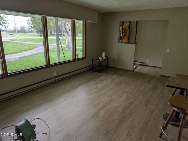 3327 State Route 120, Metamora, OH 43540