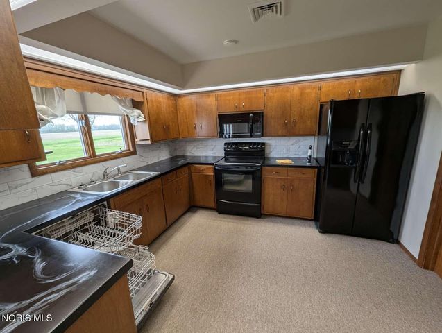 3327 State Route 120, Metamora, OH 43540