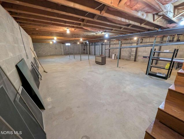 3327 State Route 120, Metamora, OH 43540