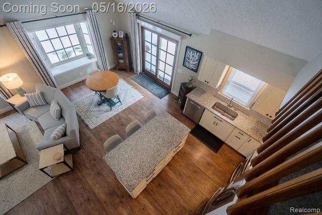 9256 Pine Hill Trail, Hartland Township, MI 48430