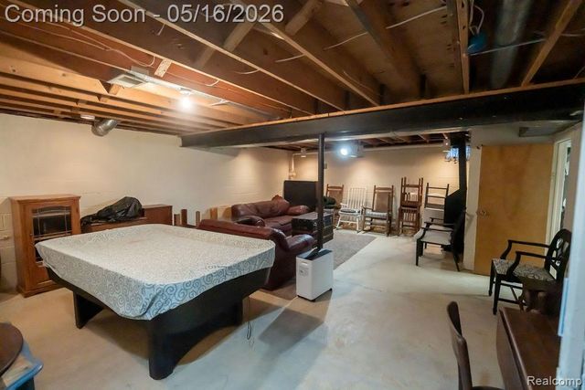 9256 Pine Hill Trail, Hartland Township, MI 48430