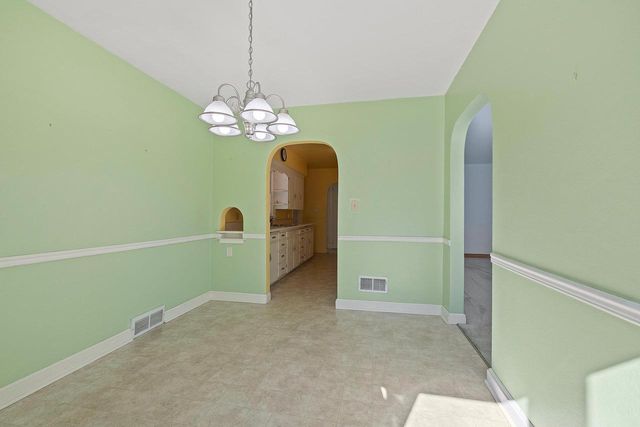 1332 ONEIDA STREET, Menasha, WI 54952