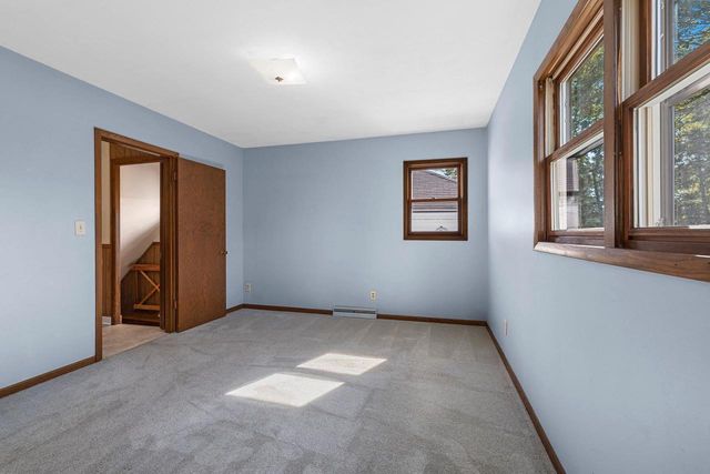 1332 ONEIDA STREET, Menasha, WI 54952