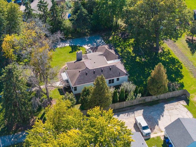 1332 ONEIDA STREET, Menasha, WI 54952