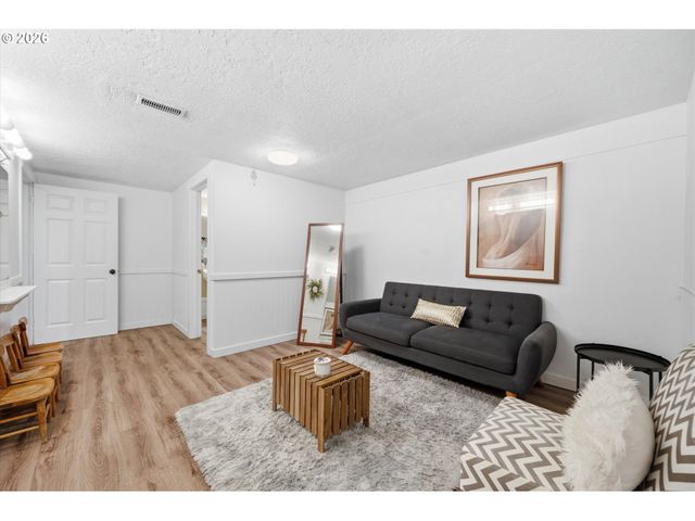 13360 Se RICHEY Rd, Boring, OR 97009