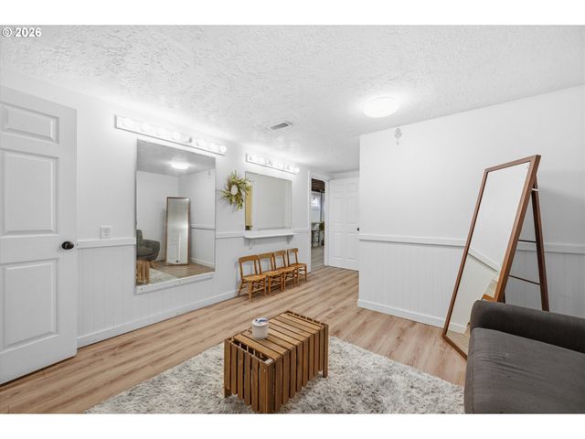13360 Se RICHEY Rd, Boring, OR 97009