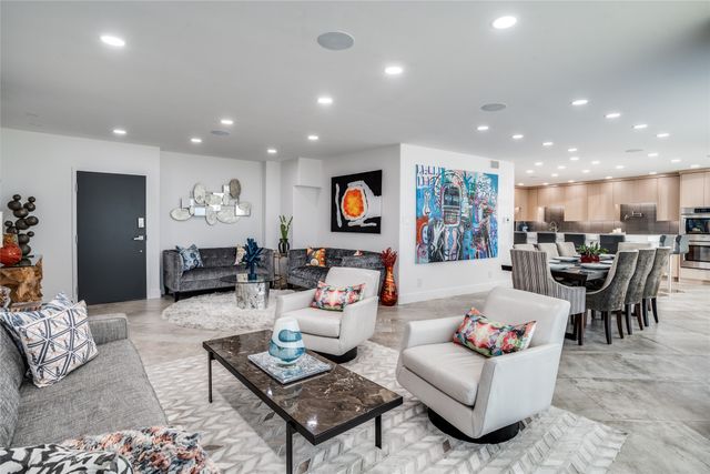 6211 W Northwest Highway 707, Dallas, TX 75225