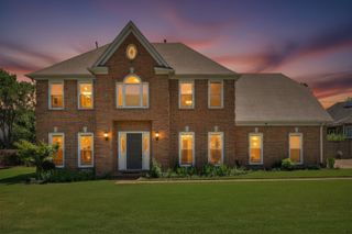 383 NOLLEY DR E, Collierville, TN 38017