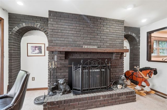 910 Sunnycreek Drive, Centerville, OH 45458