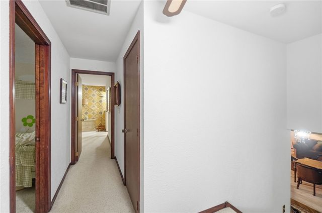 910 Sunnycreek Drive, Centerville, OH 45458