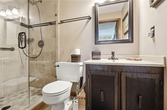 910 Sunnycreek Drive, Centerville, OH 45458