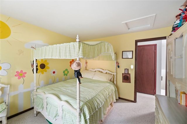 910 Sunnycreek Drive, Centerville, OH 45458