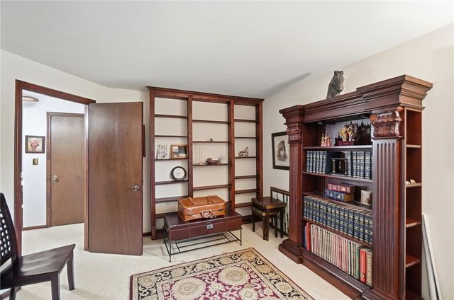 910 Sunnycreek Drive, Centerville, OH 45458
