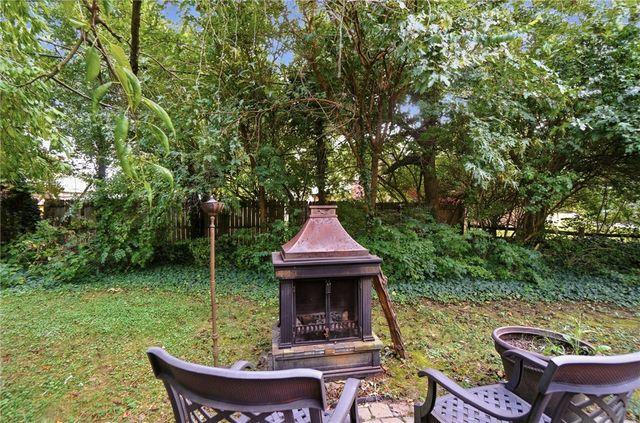 910 Sunnycreek Drive, Centerville, OH 45458