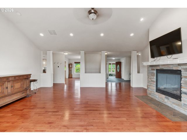 29901 Ne CHARITY Rd, La Center, WA 98629