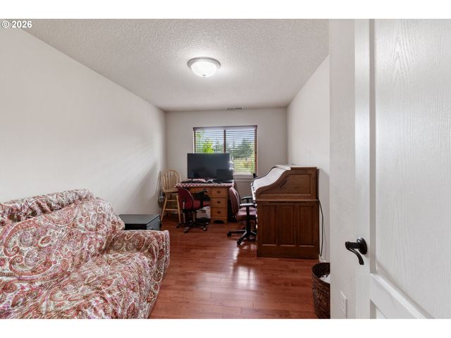 29901 Ne CHARITY Rd, La Center, WA 98629
