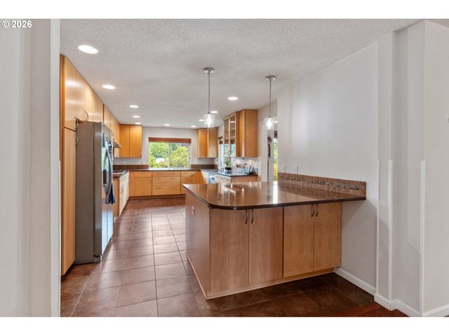29901 Ne CHARITY Rd, La Center, WA 98629