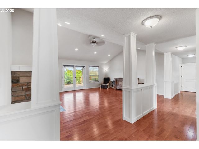 29901 Ne CHARITY Rd, La Center, WA 98629