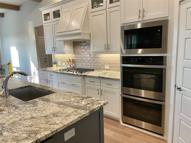 4223 Waterstone Estates Drive, Mckinney, TX 75071