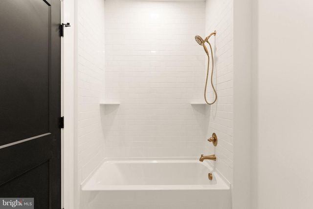 1441 BERWYN PAOLI RD, Paoli, PA 19301