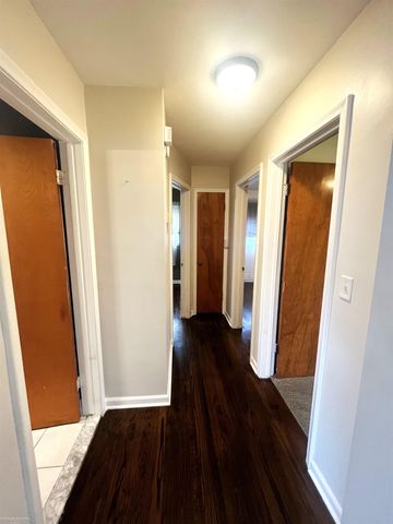 29219 Joan St Street, Saint Clair Shores, MI 48081