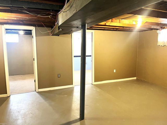 29219 Joan St Street, Saint Clair Shores, MI 48081