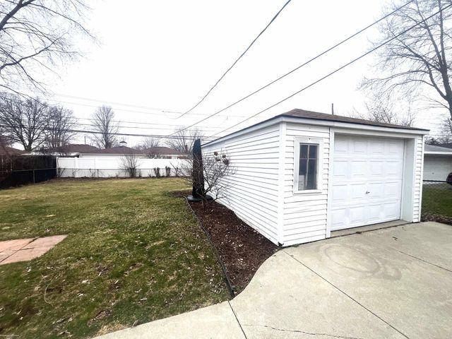 29219 Joan St Street, Saint Clair Shores, MI 48081