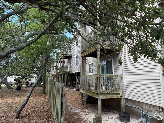 9601 9th View St Apt 204, Norfolk, VA 23503