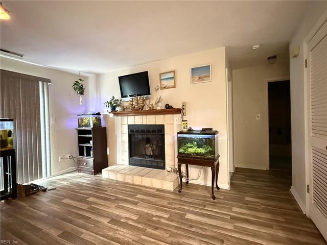 9601 9th View St Apt 204, Norfolk, VA 23503