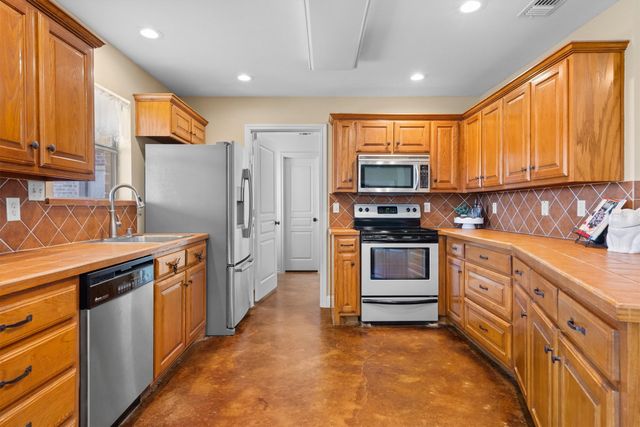 19754 County Road 818, Farmersville, TX 75442