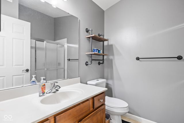 9820 Legends Creek Drive 208, Indianapolis, IN 46229