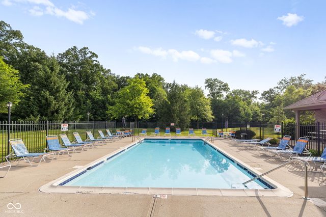 9820 Legends Creek Drive 208, Indianapolis, IN 46229