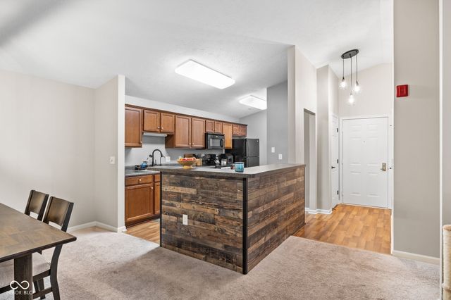 9820 Legends Creek Drive 208, Indianapolis, IN 46229