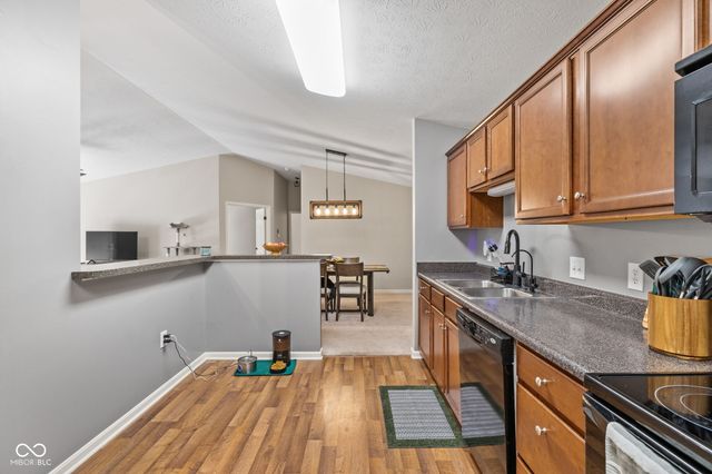 9820 Legends Creek Drive 208, Indianapolis, IN 46229