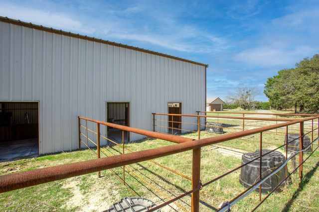494 County Road 4813 RD, Copperas Cove, TX 76522