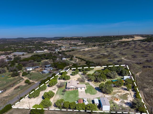 494 County Road 4813 RD, Copperas Cove, TX 76522