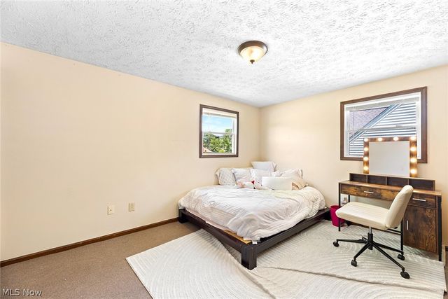 1140 E Maple Street, North Canton, OH 44720