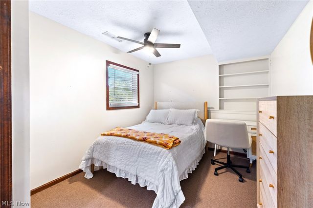 1140 E Maple Street, North Canton, OH 44720